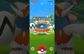 ポケモンGO始めて1ヶ月半、始めてGOバトルリーグで伝説系出現で色違い(っ´ω`c) #shorts  #ポケモンgoバトルリーグ  #ポケモンgo色違い