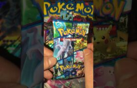 Pokémon Go Opening #pokecards #collectiblecards #charizardy