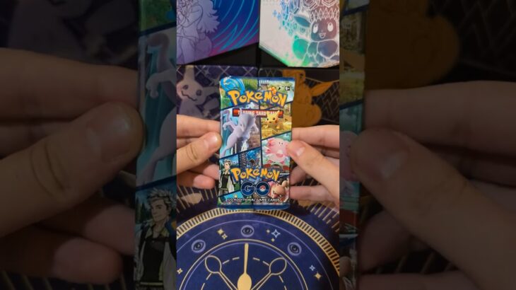 Ciekawy pattern na Karcie V z Pokemon GO! #pokemon #pokemontcg #kartypokemon