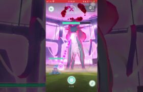 【ポケモンGO】ダイマックススイクン２人討伐 #shorts #ポケモンgo #ポケモン #ダイマックス #キョダイマックス