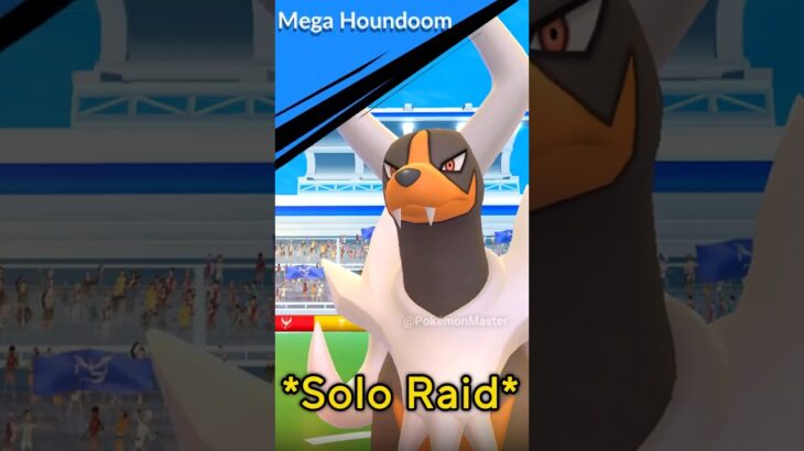 *SOLO* MEGA HOUNDOOM Raid in Pokemon GO.